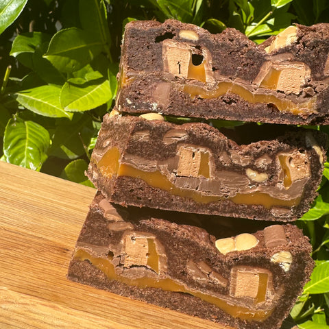 Double Choc Mars Cookie Slice